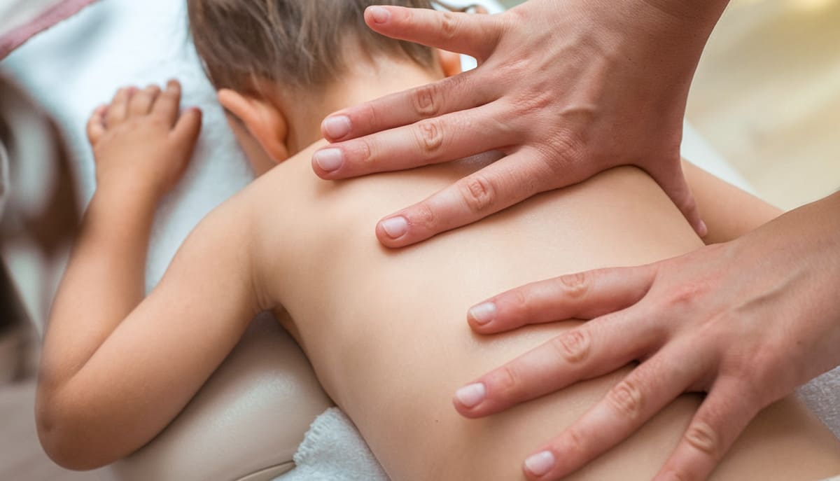 Cabinet ostéopathe Peynier surveiller le système respiratoire, les poumons et la plèvre des nourrissons