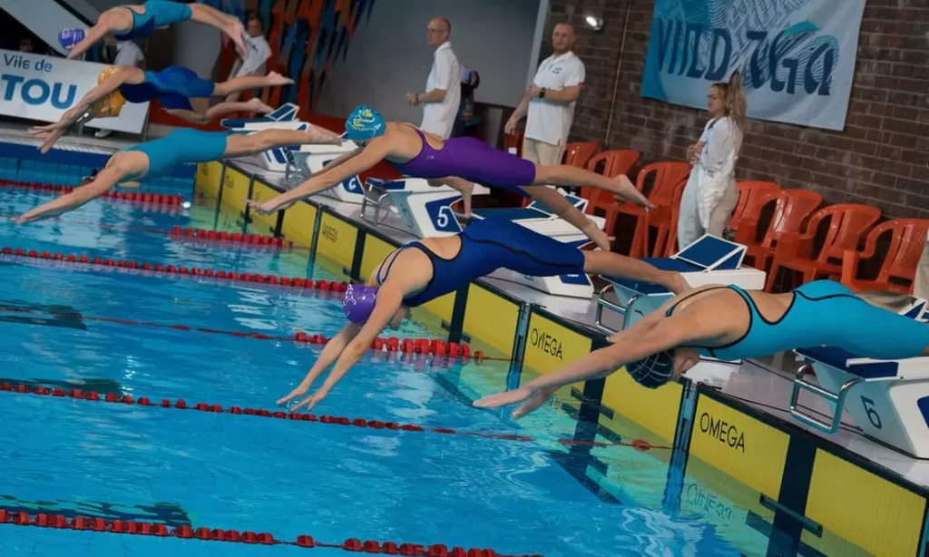 Cabinet Ostéopathe Peynier pour les sportifs en natation Favoriser la mobilité des épaules, du rachis et du bassin Améliorer l’amplitude et la fluidité du mouvement